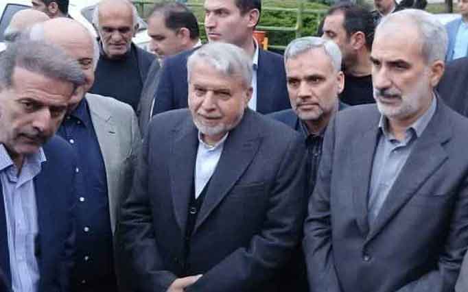 بازدید وزیر میراث فرهنگی، گردشـگری و صـنایعدستی از کافه موزه فاخر